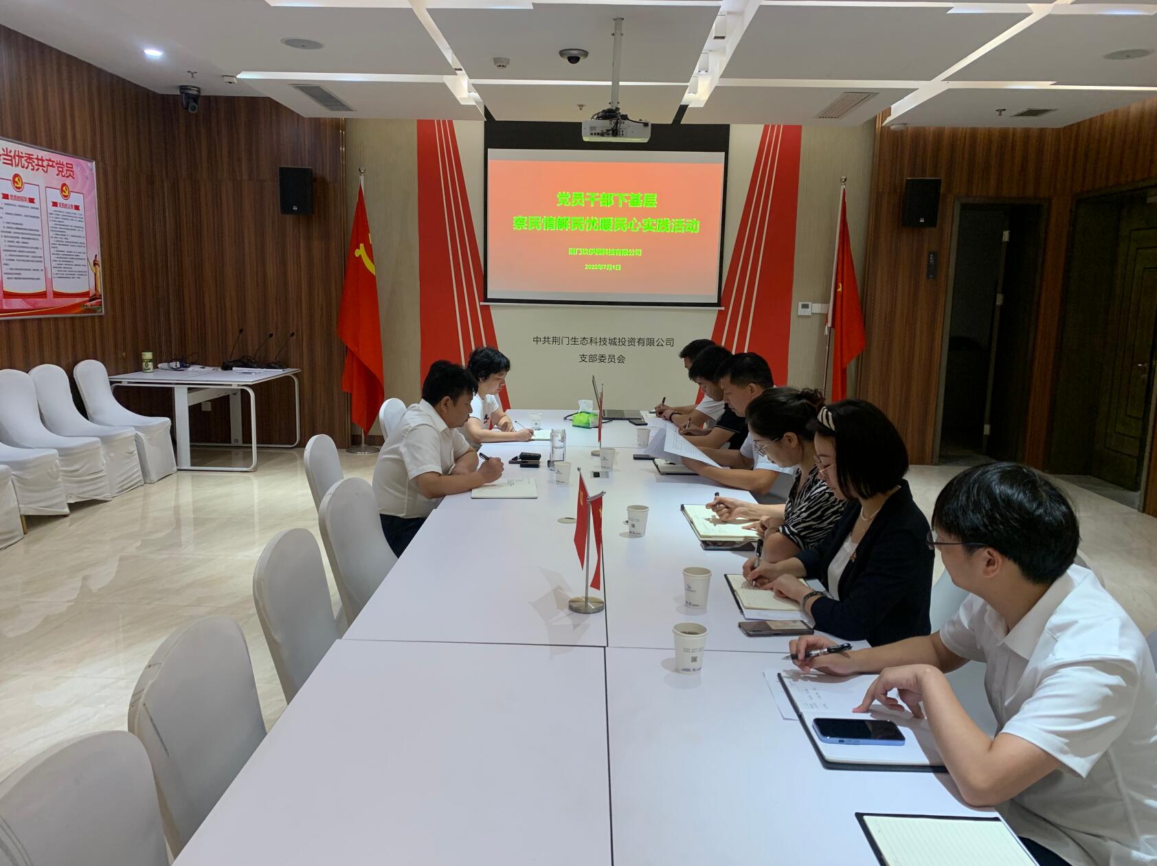 16568308362699689 16568308362699689